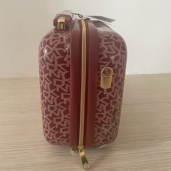 DKNY Vinatge Sig Beautycase Travel Hard Case - Picture 4 of 6
